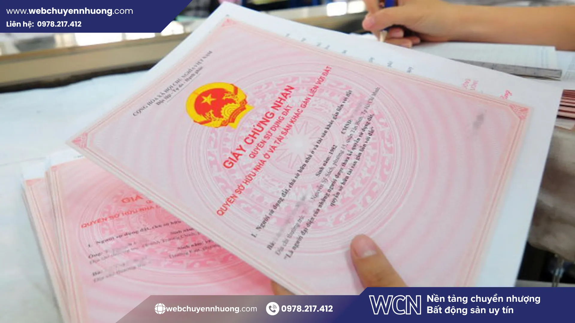 Với những căn hộ đã có sổ hồng, việc sang tên được thực hiện theo quy trình giao dịch hoàn chỉnh, gồm công chứng hợp đồng và cập nhật chủ sở hữu trên sổ hồng tại cơ quan có thẩm quyền.